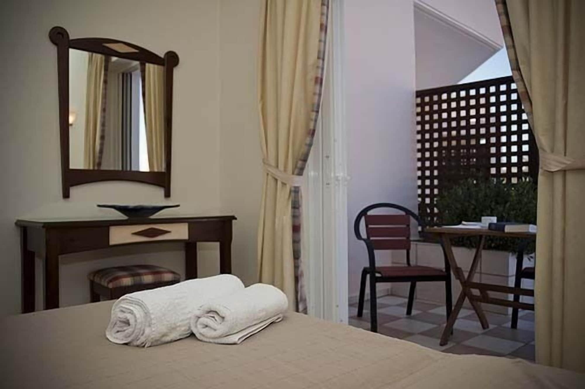 Hotel Caretta Beach Gerani  Ngoại thất bức ảnh