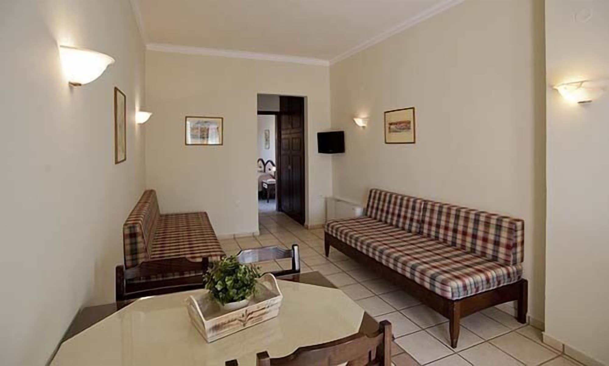 Hotel Caretta Beach Gerani  Ngoại thất bức ảnh