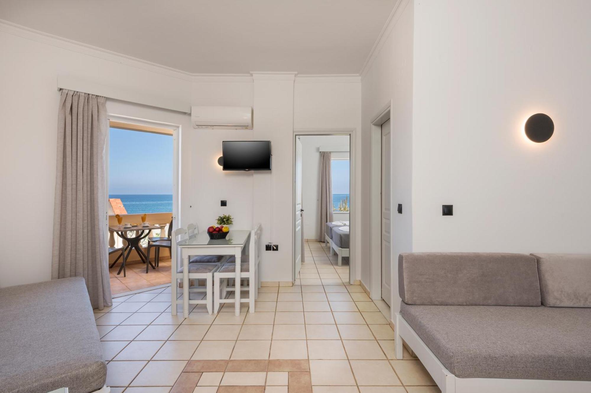 Hotel Caretta Beach Gerani  Ngoại thất bức ảnh