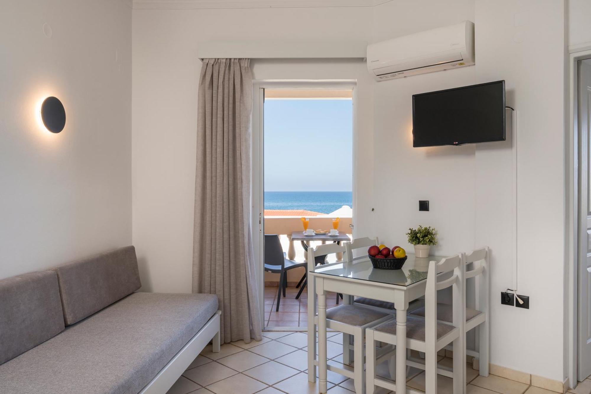 Hotel Caretta Beach Gerani  Ngoại thất bức ảnh